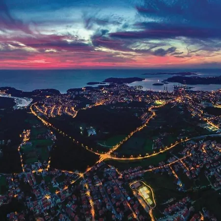 On With Pool And Sea View