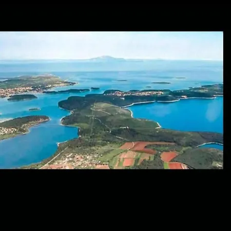 On With Pool And Sea View Appartement *