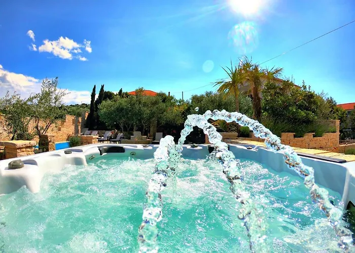 On With Pool And Sea View