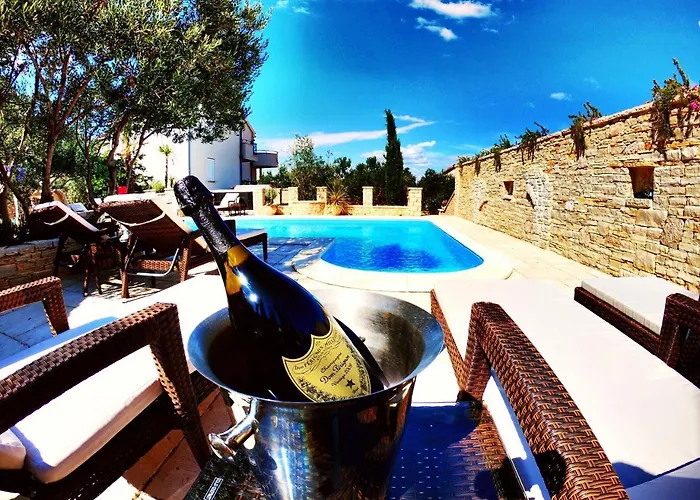 On With Pool And Sea View